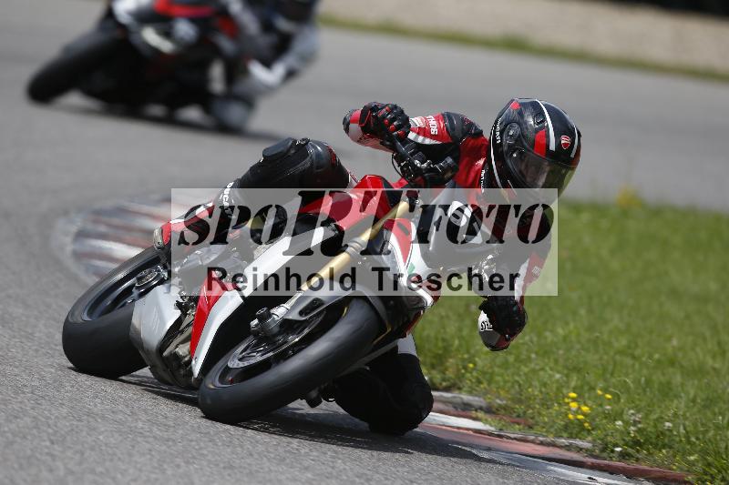 /Archiv-2024/29 12.06.2024 MOTO.CH Track Day ADR/Gruppe rot/67